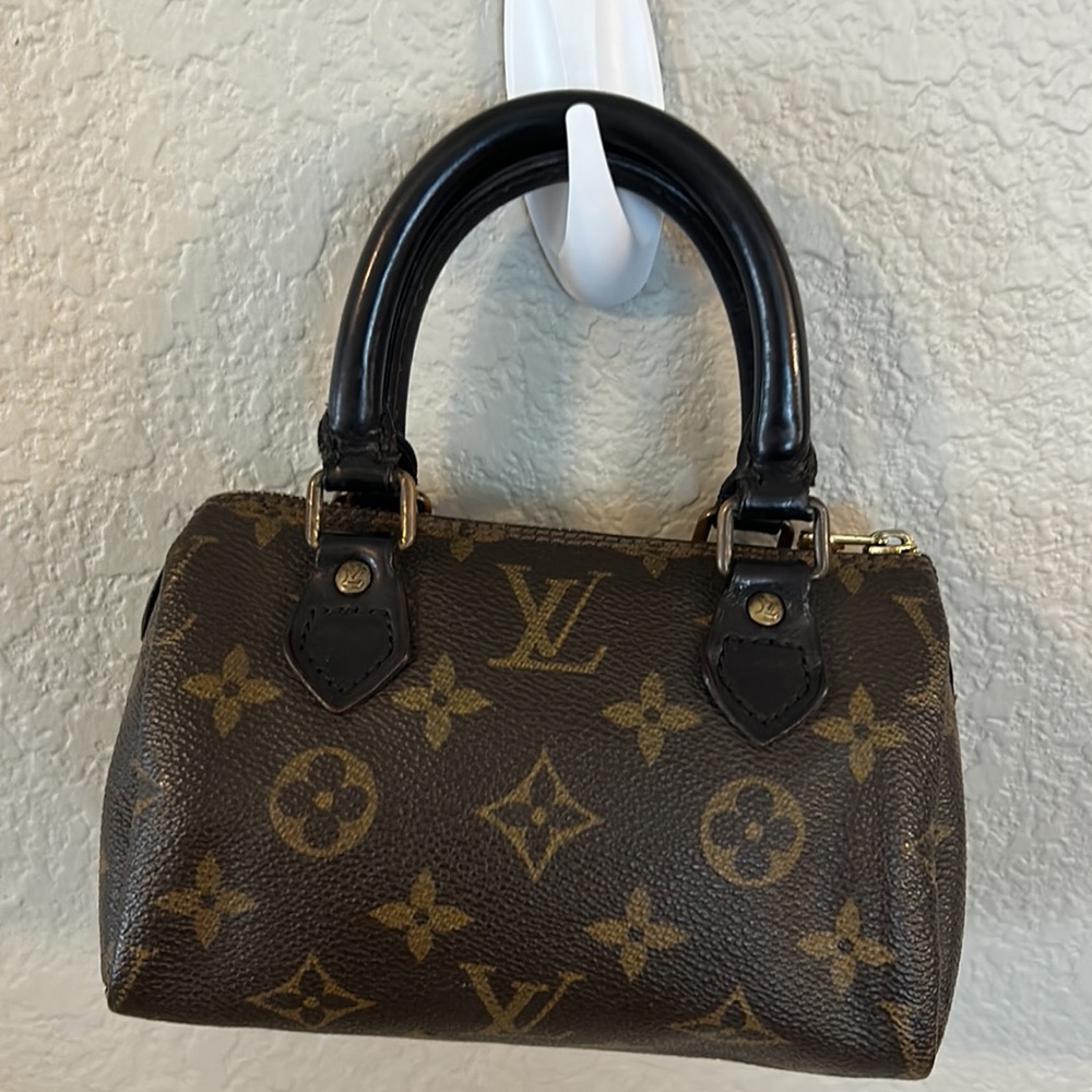 Brown Designer Handbag with Colorful Mushroom Design - Picture 2 of 8